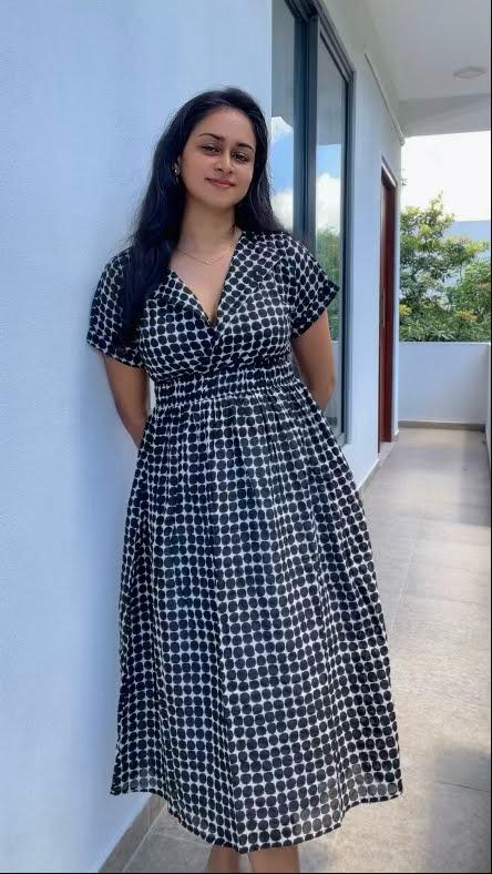 Anna Midi Dress